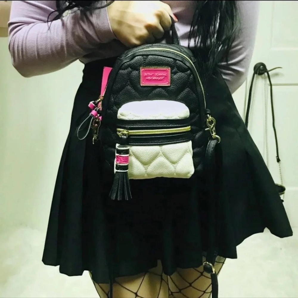 Betsey Johnson Mini Bag - Picture 12 of 13